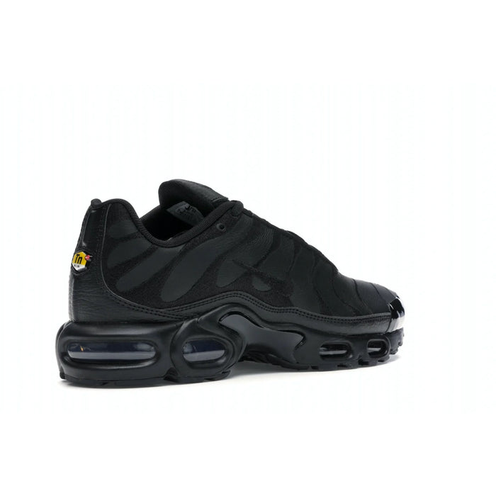 Nike Air Max Plus Triple Black Leather