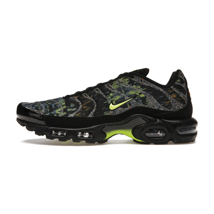 Nike Air Max Plus Sustainable Black Volt