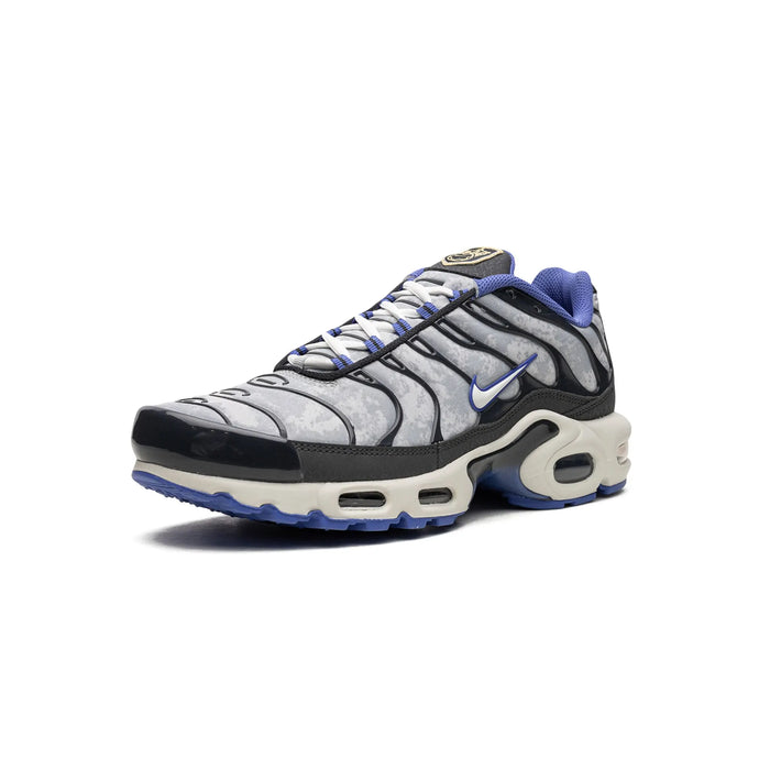 Nike Air Max Plus Social F.C.