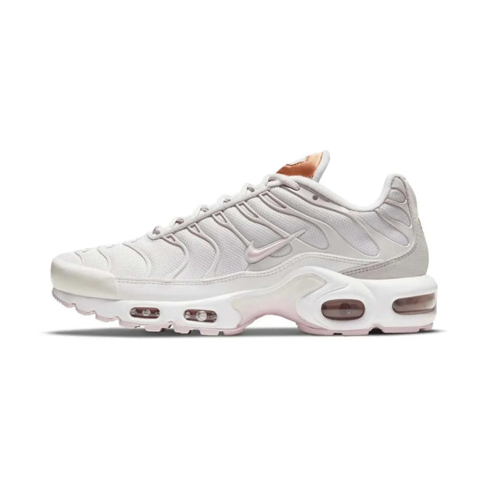 Nike Air Max Plus Vast Grey Metallic Copper (Women's)