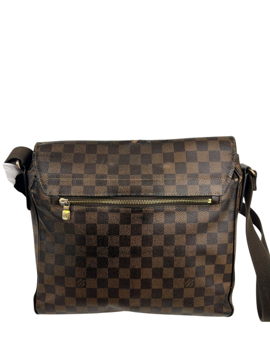 Louis Vuitton Messenger bag