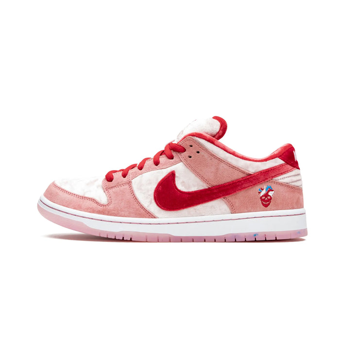 Nike SB Dunk Low StrangeLove Skateboards