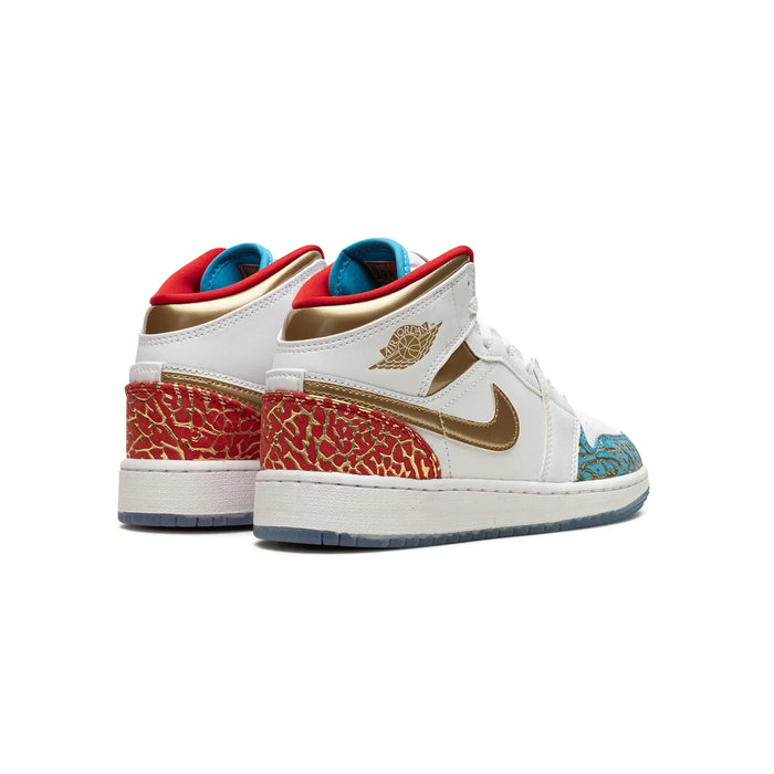 Jordan 1 Mid Sneaker School NC to Chicago (GS)