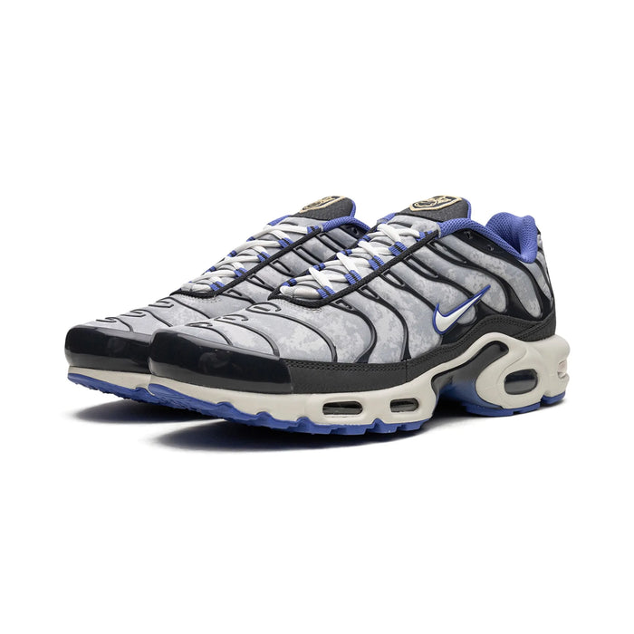 Nike Air Max Plus Social F.C.