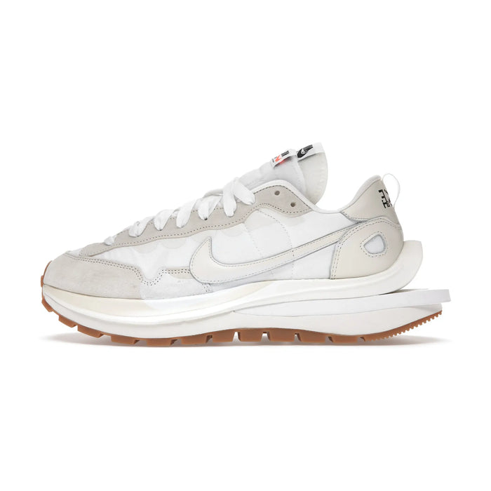 Nike Vaporwaffle sacai Sail Gum